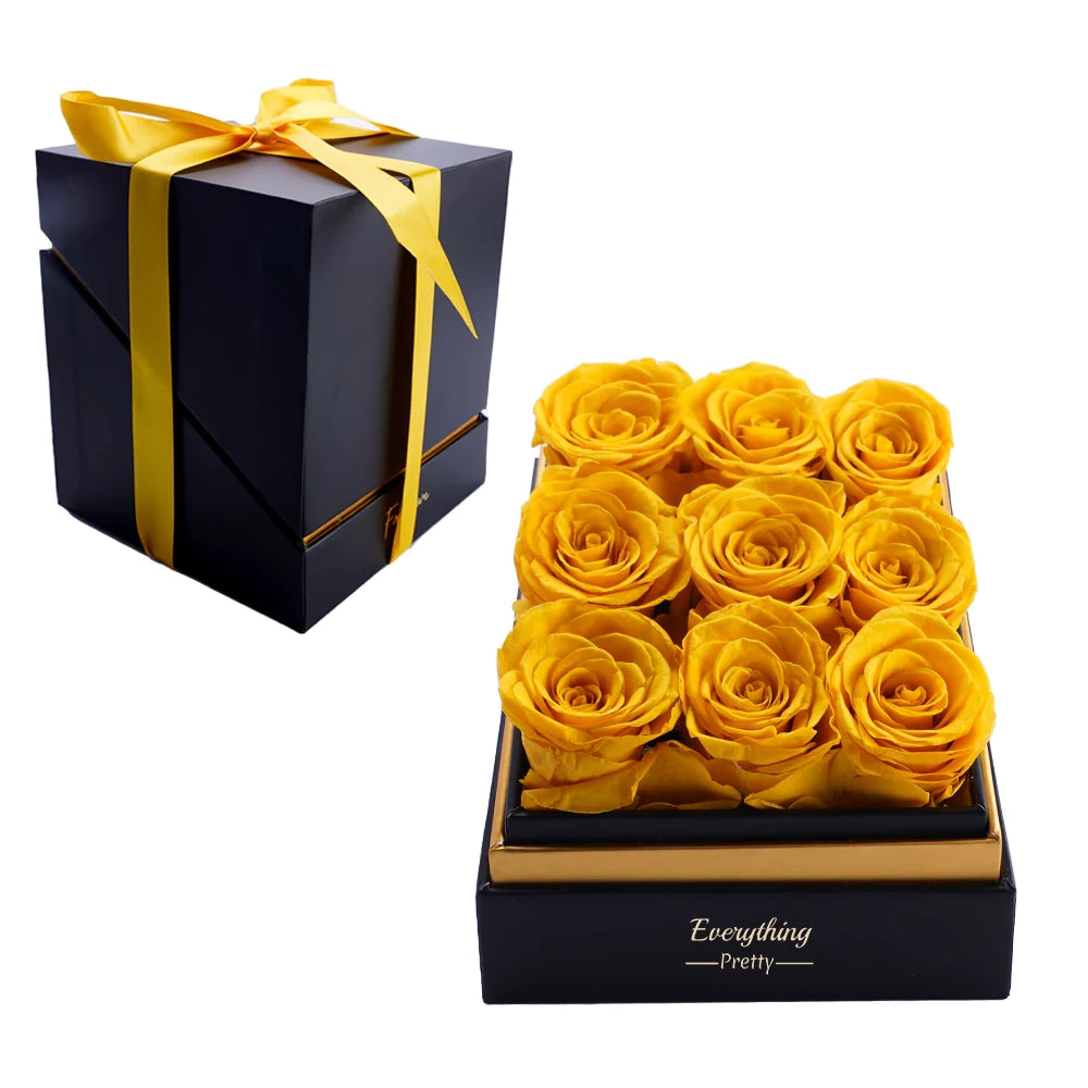 GRAND ETERNAL ROSE PRESENT BOUQUET